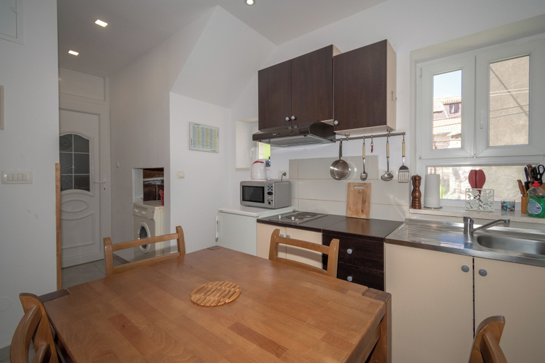 Private kitchen, Kira, One Bedroom Apartment In Old Town, Split