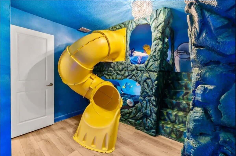 Room 5, Coastal Paradise 8BR Disney Villa, Osceola