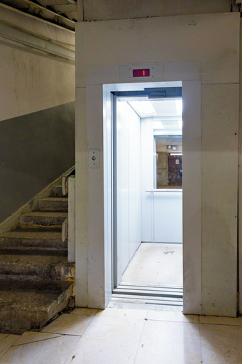 Elevator, Apartment by Luxe Group SN400, Yerevan
