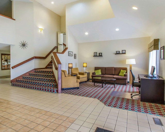 Others 5, Rodeway Inn, Dodge