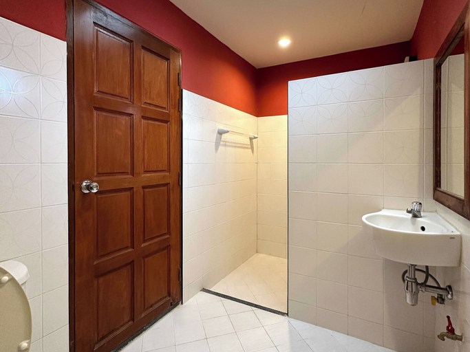 Bathroom 4, The Nine Bed & Restaurant, Kanchanaburi, Muang Kanchanaburi