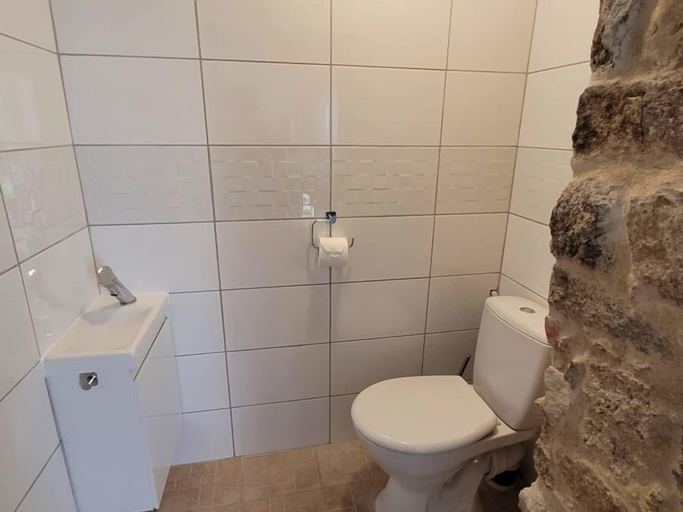 Bathroom 5, la Genotière, Vendée