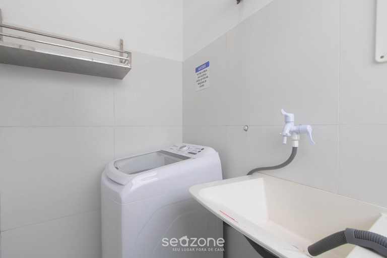 Bathroom, Fully Equipped Apartments in a Condo With a Pool, 750m From the Beach - Vifs, Porto Seguro