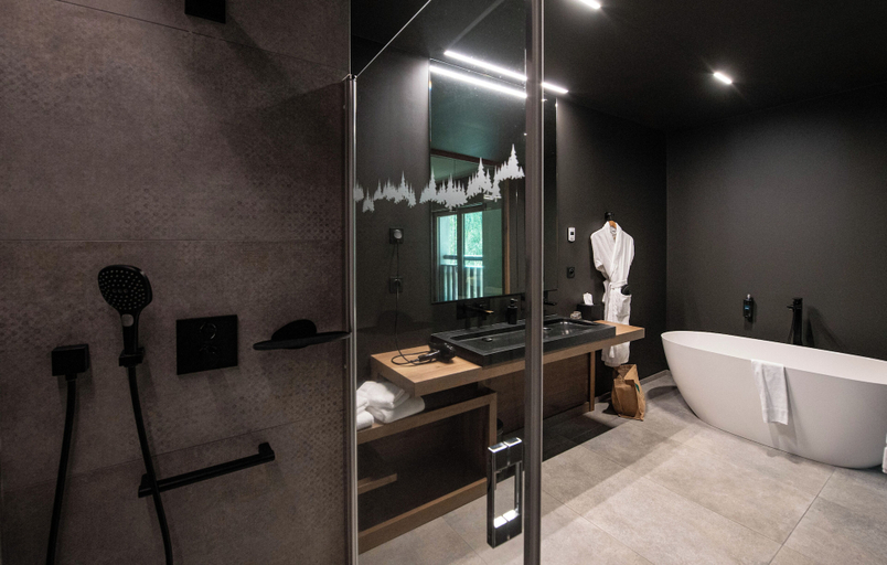 Bathroom 2, Chalet Hôtel le Collet & Spa, Vosges