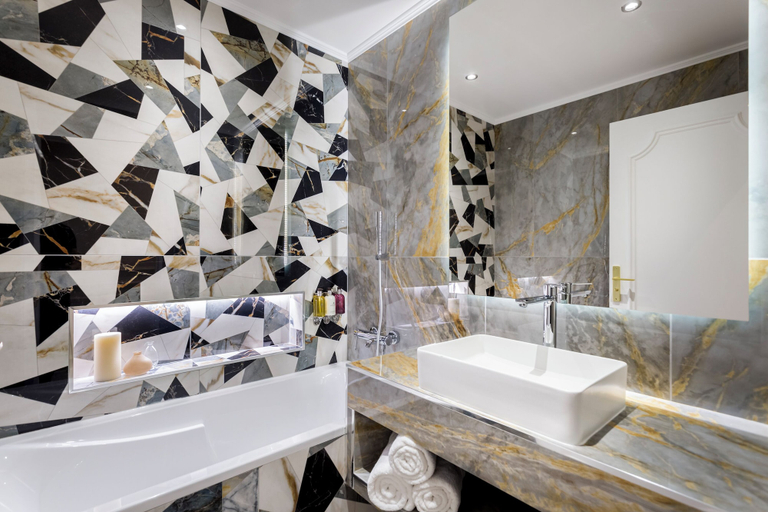 Bathroom 3, Merveil Signature Suite - Kleber, Paris