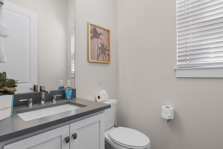 Bathroom 3, 211 Blue Palm: Spacious 5-Bedroom Pool Home, Steps from Beach! 5 Home, Lee