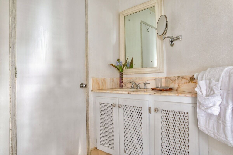 Bathroom 2, Waverly One 3 Bedroom Townhouse