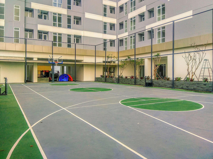 Exterior 5, Simple Look 1Br Apartment Near Mm2100 At Vasanta Innopark, Cikarang