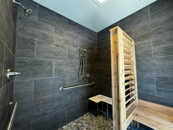 Bathroom 5, Couples Glamping Cabin - Lazy Bear, Transylvania
