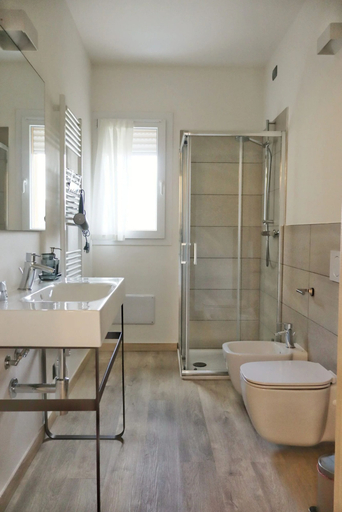 Bathroom 3, Family Bike Residence, Brescia