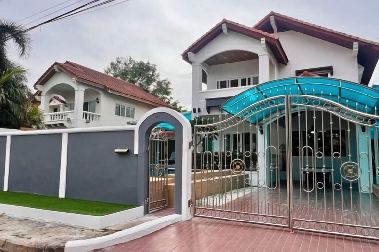 Exterior, Chasing Light Villa, Pattaya