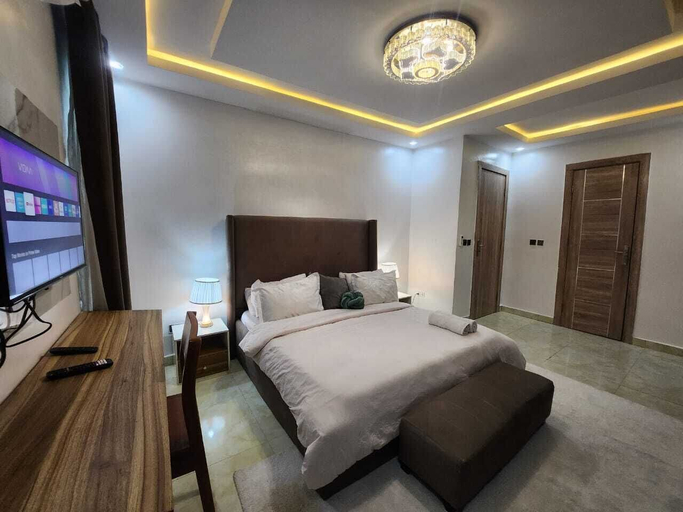 Room 2, Charming 2- Bedroom Duplex, Eti-Osa