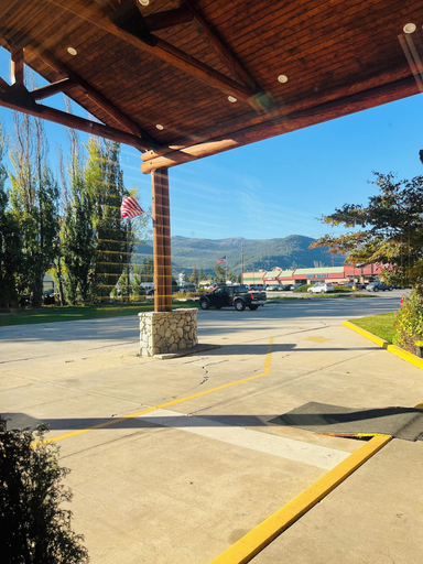 Exterior 2, Sandpoint Inn, Bonner