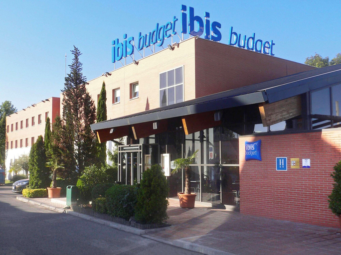 Exterior & Views 2, ibis budget Madrid Alcala de Henares La Dehesa, Madrid