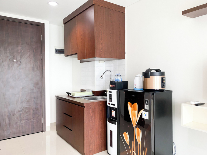 Private kitchen 4, Comfy And Nice Studio At Lrt City Bekasi Apartment, Bekasi