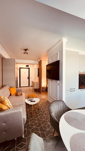Bedroom 4, White Titanic, Navodari