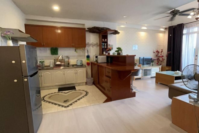 Private kitchen 5, Riverbank Suites 306 with beautiful RiverView, Kuching