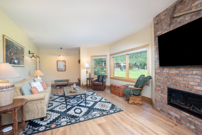 Living area 2, Valley View Retreat 2 Bedroom Condo, San Miguel