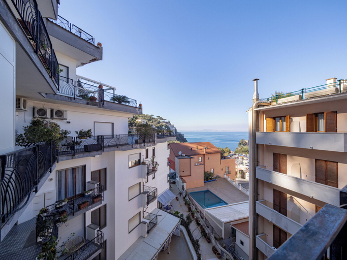 Water view 2, Capo Sereno, Napoli