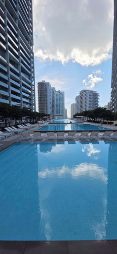 Pool 5, The Bay Suites - W Miami, Miami-Dade