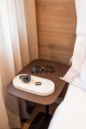 Room 5, Hege Jardins, São Paulo