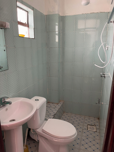 Bathroom, Sadili Oval B & B, Langata