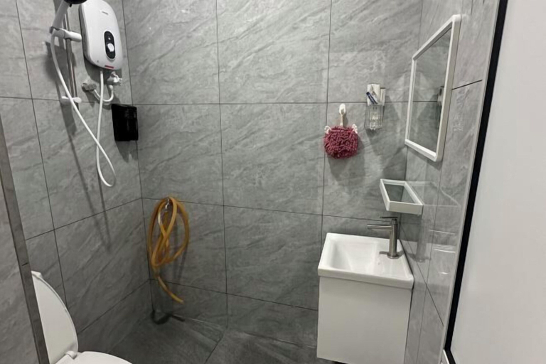 Bathroom 2, LIM.HOMESTAY Taman Saga Alor Setar, Kota Setar