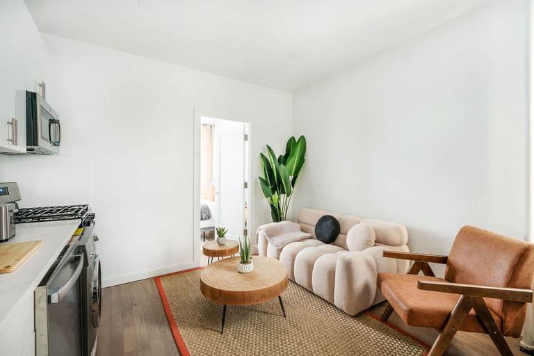 Room 2, 1290-3 New Renovated 2 Bedrooms in UES, New York