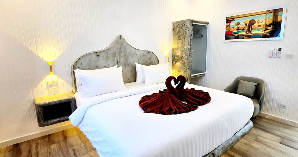 Bedroom 4, LUMALAND Luxury Pool Villa Pattaya Walking Street, Pattaya