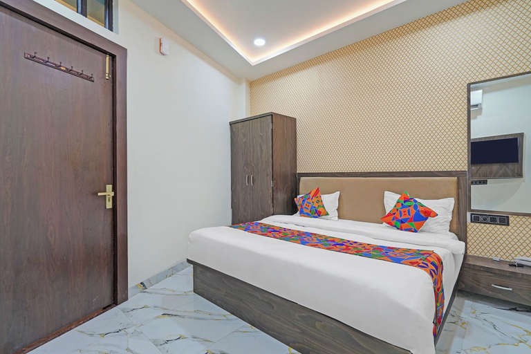 Room 4, Fabhotel Aurika Retreat, Indore
