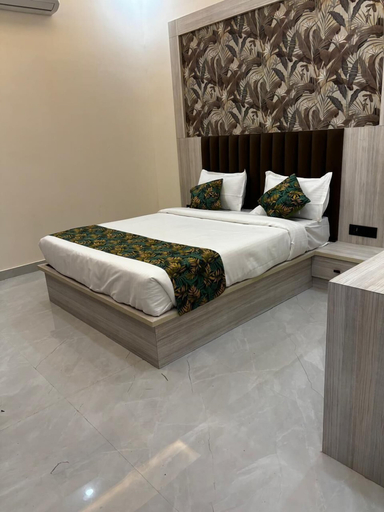 Room 2, Hotel La Serene, Agra