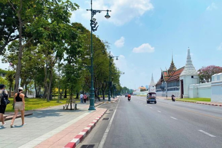 Exterior 2, Luxury Thai Design Home – Chinatown Self Check In, Samphantawong