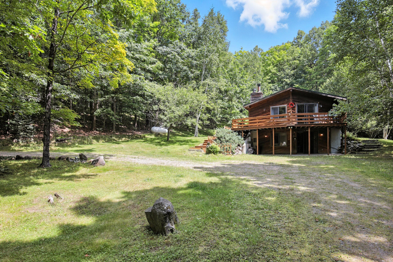 Exterior 3, The Treehouse Lakes & Trails Cabin 3 Bedroom Cabin, Vilas