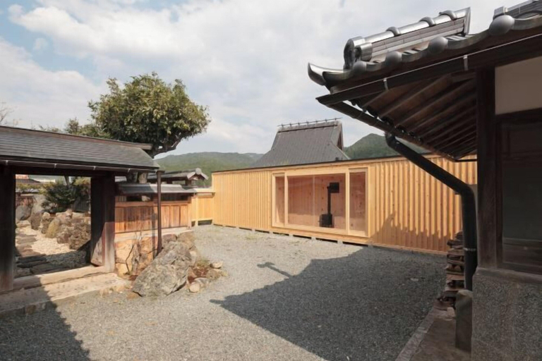 Exterior 4, tehen -roots stay-, Kyoto
