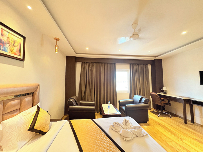 Room 4, ROYAL GRAND HERITAGE PURI, Puri