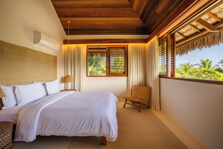 Room 4, Vilas Siará, Cruz