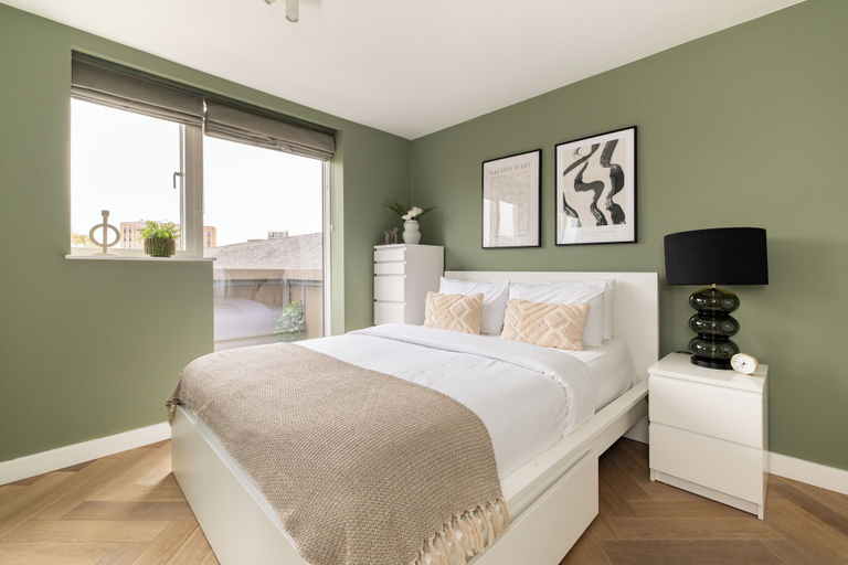 Room 3, Notting Hill Penthouse Escape, London