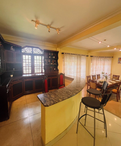 Restaurant 2, Greenbell Kandy, Harispattuwa
