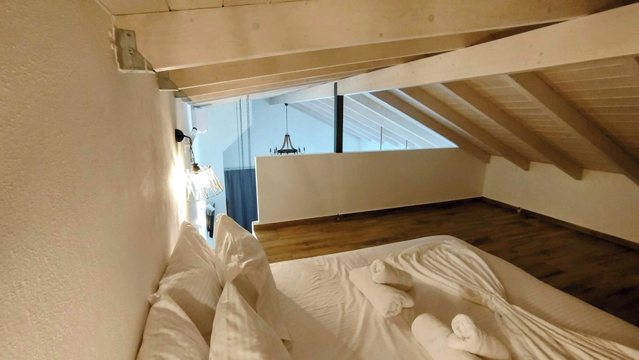 Room 3, LefkoParga luxury Suites, Epirus