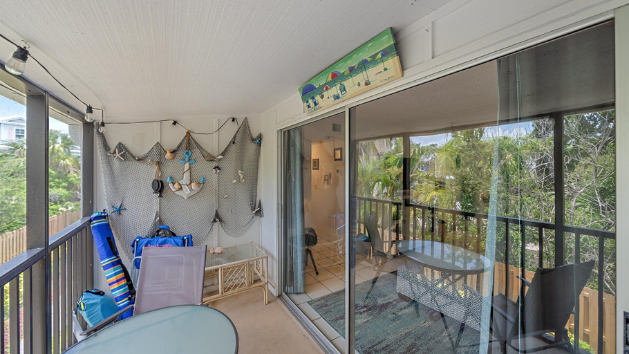 Property grounds 4, White Sands On Siesta 1 Bedroom Condo, Sarasota