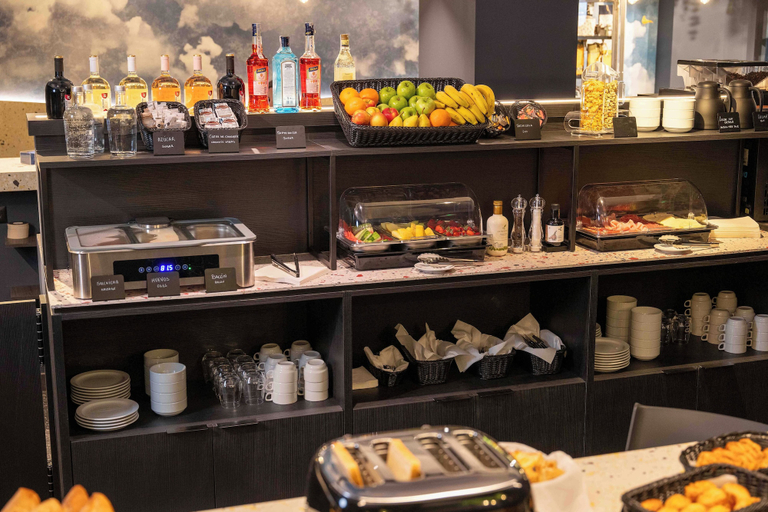 Breakfast buffet 5, Pathos by Mimood Aparthotels, Valencia