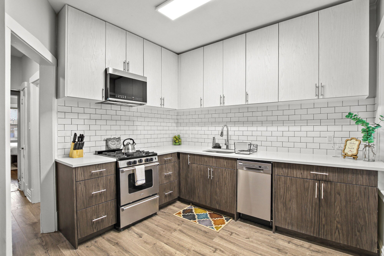 Private kitchen 4, Cozy 2BR in Chicago - Roscoe 08-1W, Cook