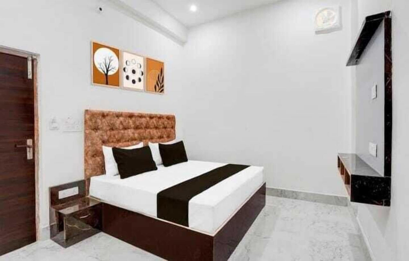 Room 3, Hotel River View & Restaurant, Hathras