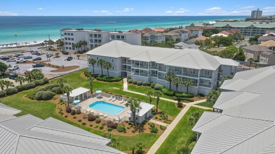 Exterior 2, Pavilion Palms 105c- The Emerald Jewel, Walton