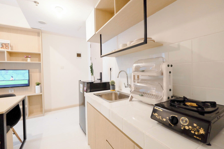 Private kitchen 2, Soft 2Br At Tokyo Riverside Pik 2 Apartment, Tangerang