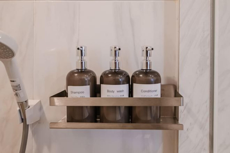 Bathroom amenities, Mi-Villa AZABU Tokyo Tower View, Minato
