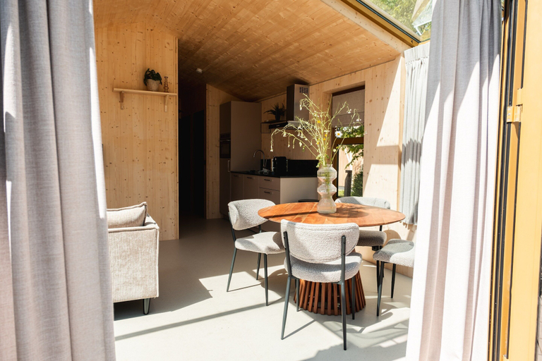 Private kitchen 2, Holiday Home in Scherpenzeel, Weststellingwerf