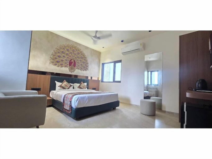 Room 5, Hotel The Grand Om Krishna, Devbhumi Dwarka