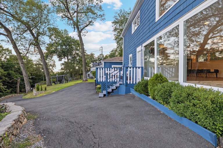 Exterior, Casa Mattia 4BR Luxury Mountain Home, Rockland