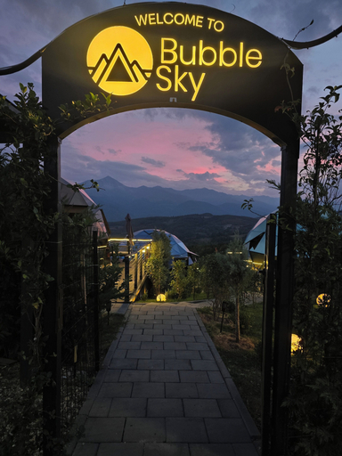 Front of property 5, Bubble Sky Villas, Uroševac